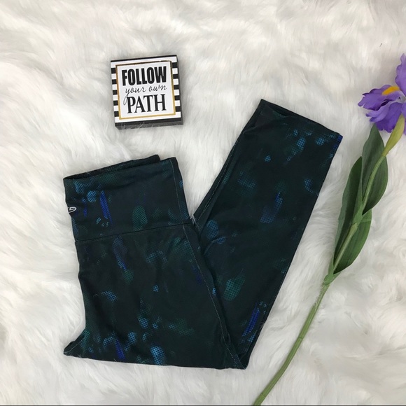 Champion Pants - Champion Duodry Capri Leggings